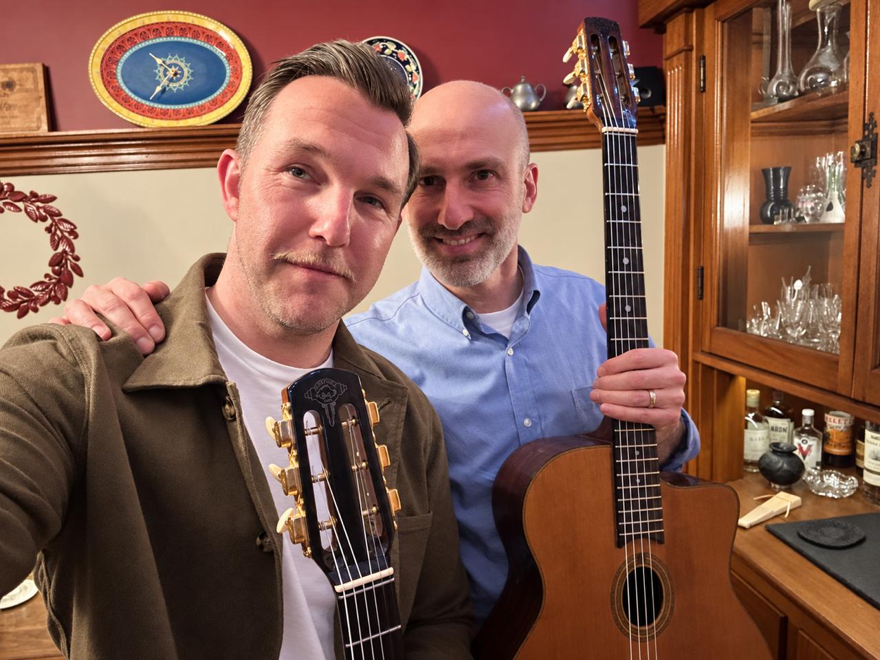 Rue Lavande musicians with their guitars